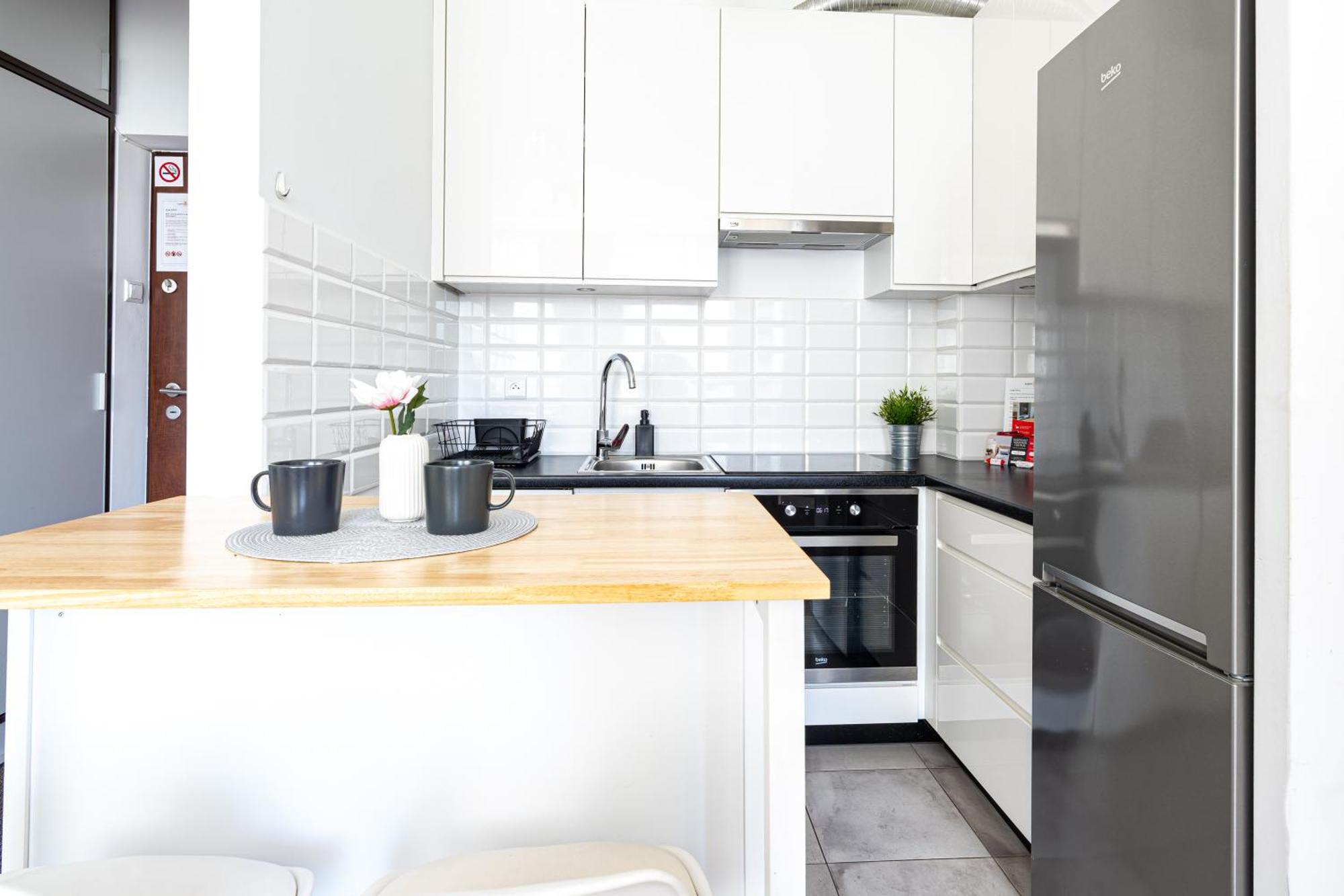 Apartment Superapart Genewska 3 *
